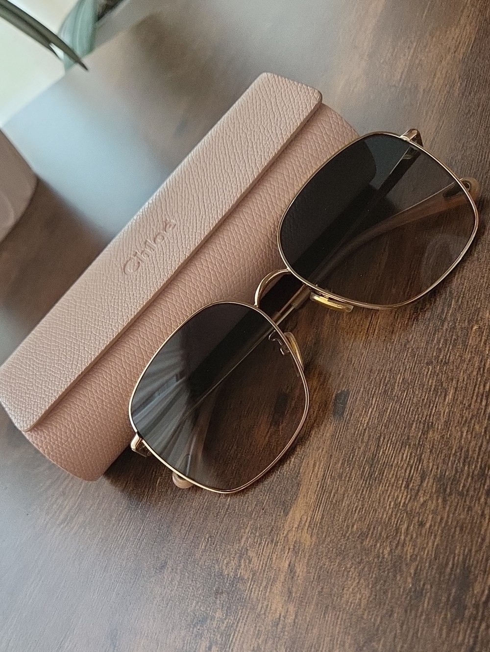 Women's Sunglasses - Gold Frame